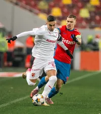 LIVE    FCSB - Dinamo se joacă acum,  în al doilea derby al acestui sezon » Campioana, mai prezentă în atac în a doua jumătate a primei reprize