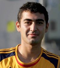 De la EURO U19 la tâlhărie pentru droguri   Fost internațional de juniori,   consumator de etnobotanice , condamndat pentru agresarea unui dealer