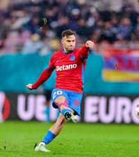 Noi probleme pentru Politic  FCSB nu înțelege ce se întâmplă cu fotbalistul venit de la Dinamo:   „Nu se antrenează normal”