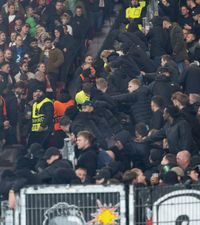 Poliția Română, în alertă    5.000 de fani ai lui Feyenoord sunt la București.  Ce vor să facă » Jurnalist olandez: „Au fost probleme la ultima deplasare”