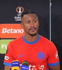 Viitor incert la FCSB  Ngezana, despre ce se va întâmpla după pauza de iarnă:   „Nu se știe”  » Gigi Becali: „Nu stăm în el”