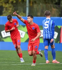„Vine la prima echipă”  Juniorul care l-a impresionat pe patronul de la FCSB:   „Face fentă ca Hagi”  + Laude pentru Mihai Toma