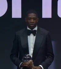 Dembele, The Best  Jucătorul  lui PSG a fost desemnat de FIFA drept   cel mai bun jucător din lume , la doar câteva luni după ce a cucerit și Balonul de Aur