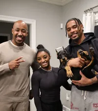 „Extrem de dureroasă”    O organizație pentru protecția animalelor  a reacționat după procedura la care Simone Biles și-a supus câinele