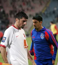 Dănciulescu, apărat cu pistolul    Dezvăluiri halucinante  despre revenirea atacantului la Dinamo: „Terorizat ani de zile. Nici nu mai avea curaj să vină la echipă”