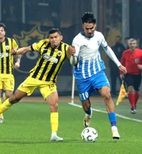 U Craiova e out!  Oltenii pierd incredibil cu AEK Atena la ultima fază și   RATEAZĂ calificarea  în primăvara europeană!