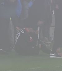 Mazilu, înlocuit după 28 de minute    FOTO.    Ce s-a întâmplat  cu jucătorul lui Dinamo la meciul cu UTA