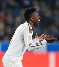 Pleacă Vinicius de la Real Madrid?    FOTO:  Ce a făcut imediat după meciul cu Sevilla, după ce   a fost huiduit de propriii fani,  pe „Bernabeu”
