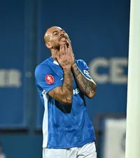 „Ne-am dori oricând să se întoarcă”  Denis Alibec, înapoi la Farul?   Gică Popescu:   „Cine nu și-ar dori un jucător ca el?”