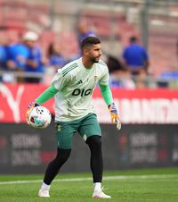 Horațiu Moldovan în Liga Campionilor?  O   echipă importantă  din Europa vrea să obțină semnătura portarului român