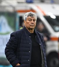 Noi detalii despre starea lui Lucescu  Ce le-a transmis   selecţionerul  colaboratorilor săi