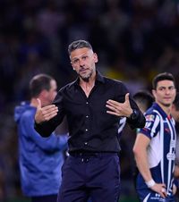 Aproape de moarte!  Fostul star de la Bayern și City și copiii săi,   salvați de la înec:  „E un miracol că sunt în viață” » Ce s-a întâmplat