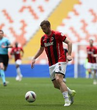 Revine în România?   Fostul   atacant de la FCSB,   dorit de două cluburi din Liga 1 + Posibilele destinații din afara țării