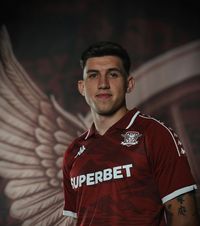 Robert Sălceanu a semnat cu Rapid    Prima reacție  a jucătorului transferat de la Petrolul: „Este un vis! Cel mai frumos cadou”