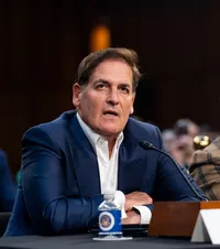 „Cer 2.500 de $ pentru un RMN”  Acționarul unei mari echipe,   furios din cauza costurilor asistenței medicale:  „Într-un centru de la capătul străzii e 350 de dolari”