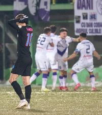 „Indolență, lejeritate”     Jucătorii pe care finanțatorul FCSB i-a criticat dur:   „Se crede prea fotbalist”  + „Îi pasezi cu om pe el?”