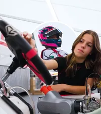 O româncă în Formula 1?     Zoe Florescu Potolea, selectată  în programul care pregătește tinerele talente feminine pentru a deveni piloți în Marele Circ