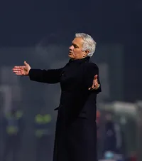 „Sunt surprins când văd asta”      Jose Mourinho , atac la adresa tinerilor antrenori + Spune că ar prelua Juventus