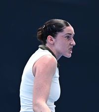 Încă un scandal la Australian Open     FOTO.  Antrenorul a plecat în timpul meciului după ce a fost atacat de propria elevă:   „Cum poți să-mi spui să fac asta?!”