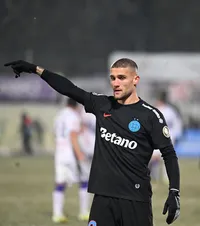 Sfat pentru Bîrligea  Adrian Ilie a văzut ce se întâmplă cu atacantul de la FCSB și a reacționat:   „Cred că dacă ar fi așa, ar da gol”