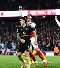 Arsenal - Manchester United 2-3  Blestem rupt după 9 ani! După City, „diavolii”   au bătut și liderul