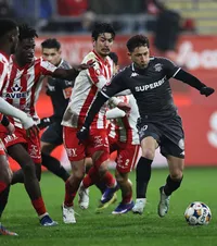 „De departe cel mai bun din România!”   Olimpiu Moruțan, lăudat de analiști după   debutul la Rapid:  „Nu există jucător care să se apropie de el”