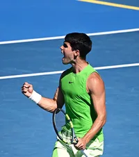 „Djokovic este o sursă de inspirație”  Discursul lui   Carlos Alcaraz,  după victoria din finala Australian Open: „Ceea ce faci tu este unic”