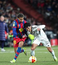 Dacă ai ratat meciurile de aseară😉    AC Milan, Marseille și Leverkusen  au făcut show! Barcelona și Arsenal au avut emoții