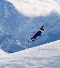 Vonn s-a rupt. Urlete de durere!  Imagini ale dezastrului. Schioarea a concurat grav accidentată și a căzut iar.   Plângea pe pârtie: „Oh, my God!”