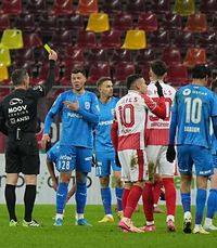 Cîrjan, absență importantă  Alți doi jucători vitali sunt în pericol: dacă iau galben cu Slobozia,   nu vor evolua cu Rapid