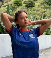 „Le închei carierele”  O vedetă din Franța, despre părțile întunecate ale celebrității:   „La 14-15 ani primeam mesaje private de la fotbaliști și actori”