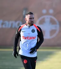 Așteptarea va lua sfârșit  Jucătorul adus de FCSB la începutul anului   va debuta  cu Metaloglobus. În ce situație se află Tănase și Thiam