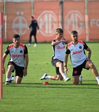 Veste bună pentru FCSB  Doi jucători sunt așteptați să revină   în lotul  campioanei pentru meciul cu UTA