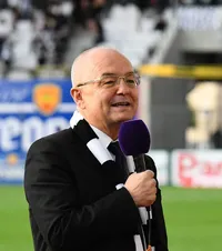 Emil Boc exultă  După ce „șepcile roșii” s-au calificat în play-off, primarul din Cluj mai are o dorință:   „O așteptăm și pe CFR”  + mesaj pentru Bergodi