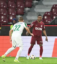 „Cu o clasă peste ceilalți”  Iuliu Mureșan, anunț important pentru CFR Cluj:   „E ca un transfer foarte reușit”  + Când ar putea reveni Simao Rocha