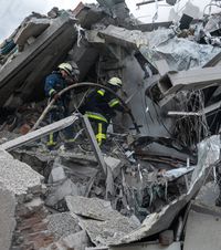 „Îl iubesc pe Putin”  Peste 30 de   legende ale fotbalului au șocat lumea:  au acceptat invitații din Rusia în plin război. Cine sunt!