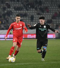 Îl sfidează pe Nicolescu    VIDEO.    Cătălin Cîrjan  a repetat gestul care l-a înfuriat pe președintele lui Dinamo