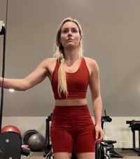 Lindsey Vonn e în picioare!    FOTO.  Schioarea americană   a reluat pregătirea la 26 de zile  după accidentarea gravă. I se putea amputa piciorul!