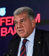 „Flick câștigă, Xavi pierdea”    Joan Laporta,  răspuns fără menajamente pentru legenda catalanilor: „Cu aceiași jucători!”