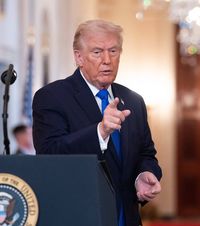 Trump nu îi vrea la Mondial    Avertismentul președintelui  Statelor Unite înainte de CM 2026: „Pentru viața și siguranța lor, să nu se prezinte!”