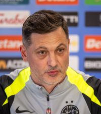 „Poate fi chiar și mai rău!”  Problemele   identificate  de Rădoi în primele zile la FCSB: „Trebuie să le arătăm realitatea” 