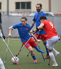 „Messi al nostru”   Povestea primului derby   FCSB - Dinamo  din noul campionat de fotbal dedicat jucătorilor cu amputații