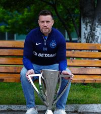 Pintilii, ofertat. A și semnat!     Fostul antrenor al FCSB revine   la 9 zile după ce a demisionat împreună cu Charalambous