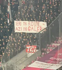 Interzis pe stadioanele publice!  Un partid din România cere măsuri radicale pentru   eradicarea mesajelor rasiste