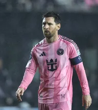 Messi scrie istorie    FOTO.  A ajuns la   900 de goluri  în carieră » Echipa pentru care a înscris 672 dintre ele l-a ignorat!