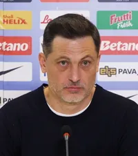 „A fost un șoc pentru ei”    Avertismentul lui Rădoi  pentru jucători, înainte de pauză: „Cei care rămân vor avea de suferit”