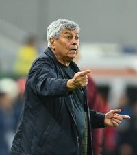 „Sunt foarte șocat”  Alegerea făcută de Mircea Lucescu, contestată: „Unul cade în B,   celălalt se luptă la titlu”