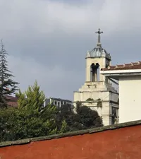 Colțul de suflet al lui Lucescu    GOLAZO.ro  a vizitat   biserica românilor din Istanbul,  recuperată și refăcută de selecționer: „Ne rugăm pentru el”