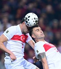 Două vedete, out la turci!  Montella a renunțat la 7 jucători pentru barajul cu România.   Inclusiv unul esențial. Care ar fi echipa Turciei