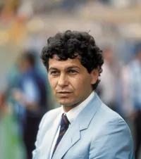  Bratislava - Mircea Lucescu - EURO ’84    Amicalul cu Slovacia  readuce în prim-plan prima mare performanță din cariera de antrenor a lui „Il Luce”